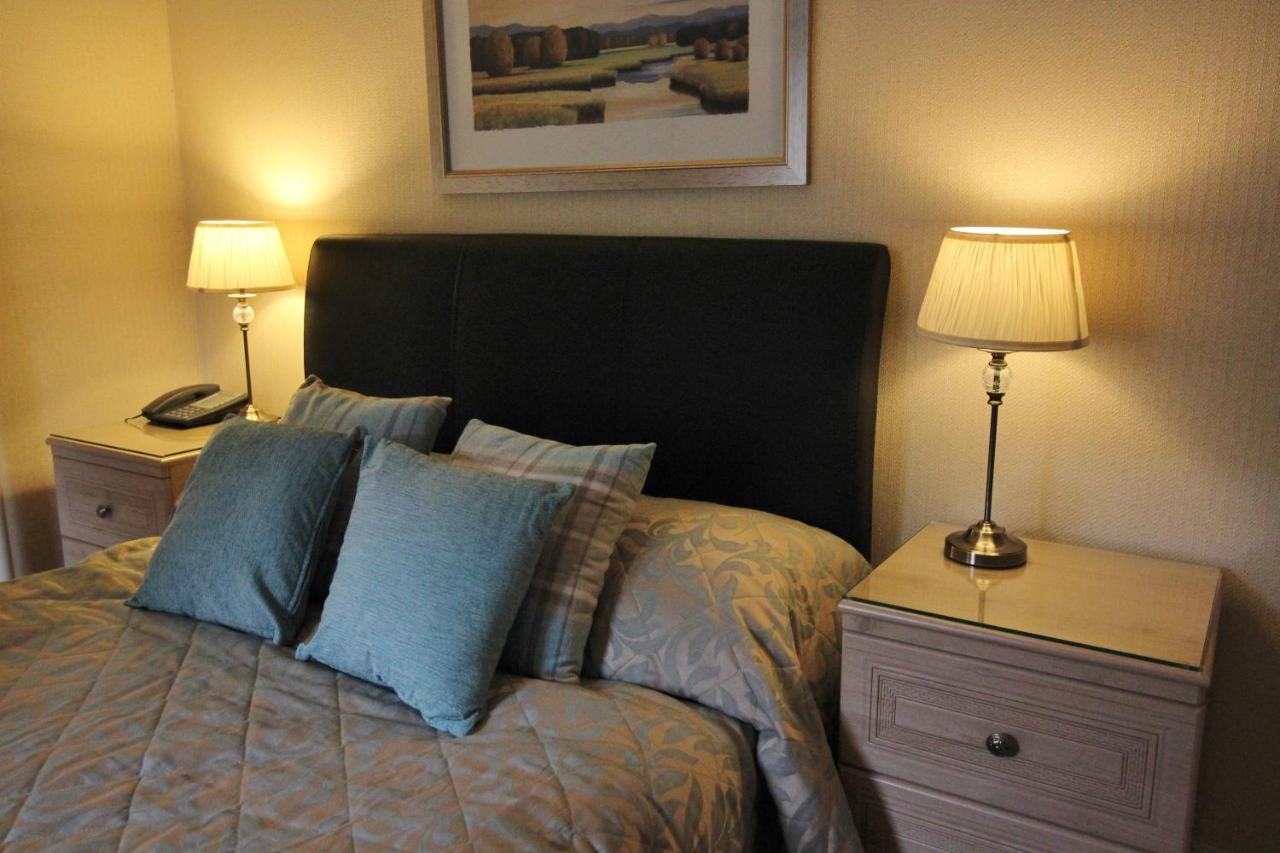 Tigh Na Cloich Hotel Pitlochry Bagian luar foto