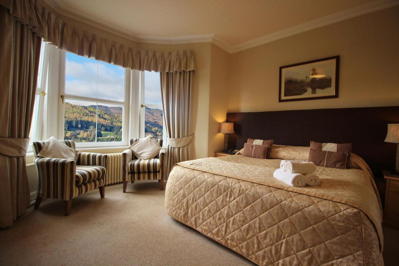 Tigh Na Cloich Hotel Pitlochry Bagian luar foto