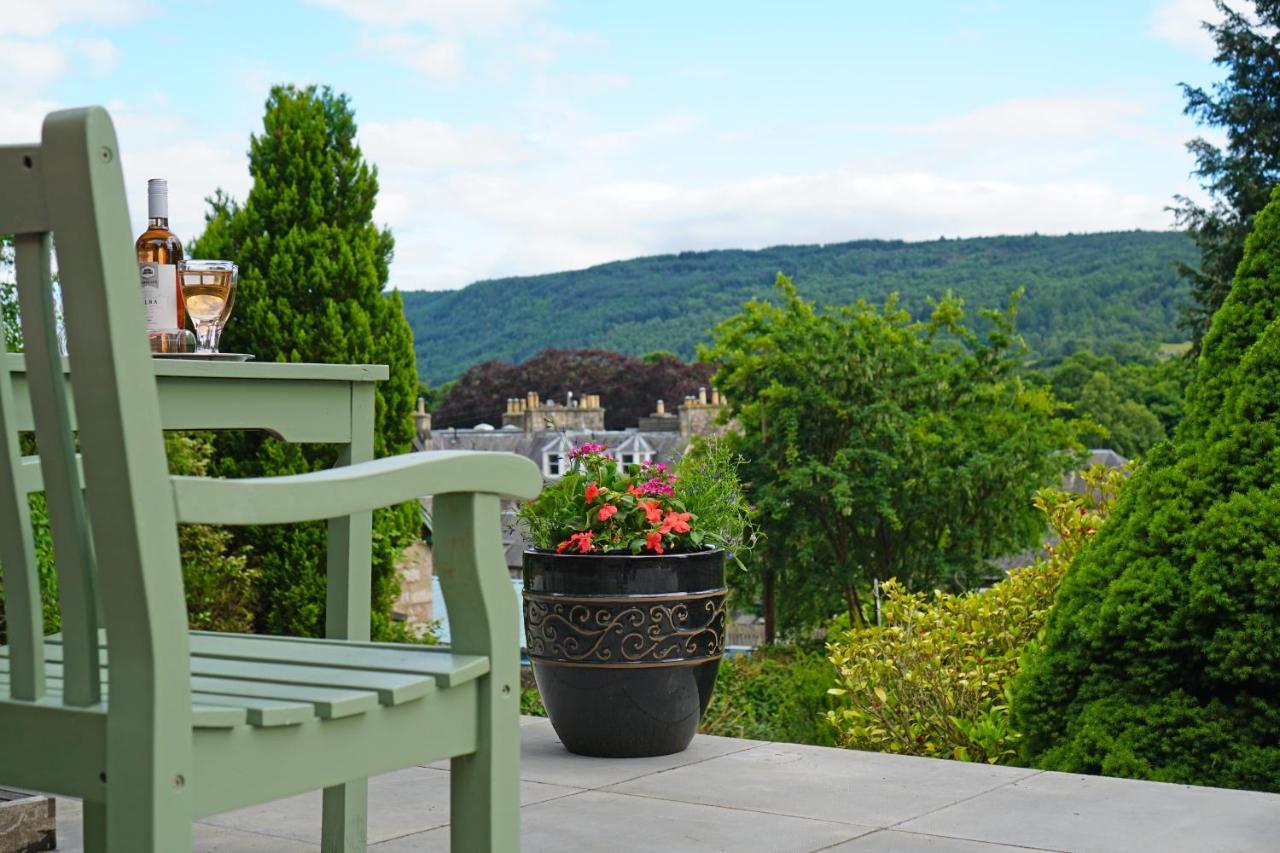Tigh Na Cloich Hotel Pitlochry Bagian luar foto