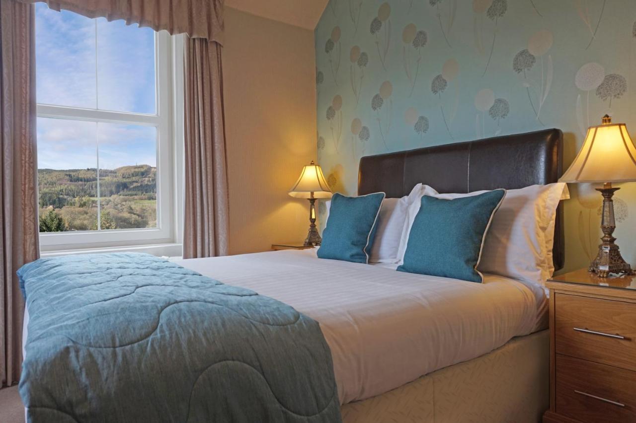 Tigh Na Cloich Hotel Pitlochry Bagian luar foto