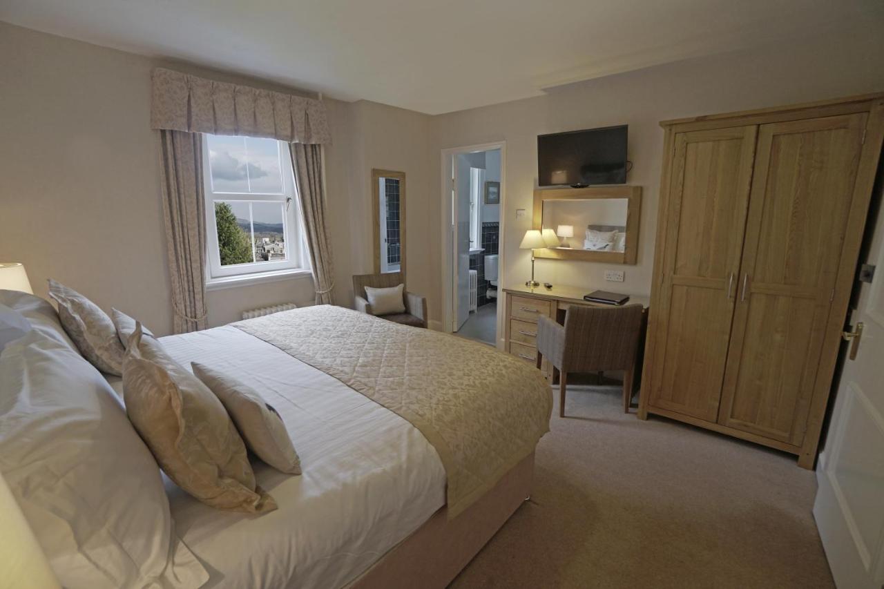 Tigh Na Cloich Hotel Pitlochry Bagian luar foto