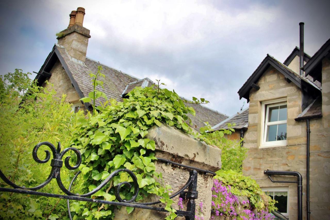 Tigh Na Cloich Hotel Pitlochry Bagian luar foto